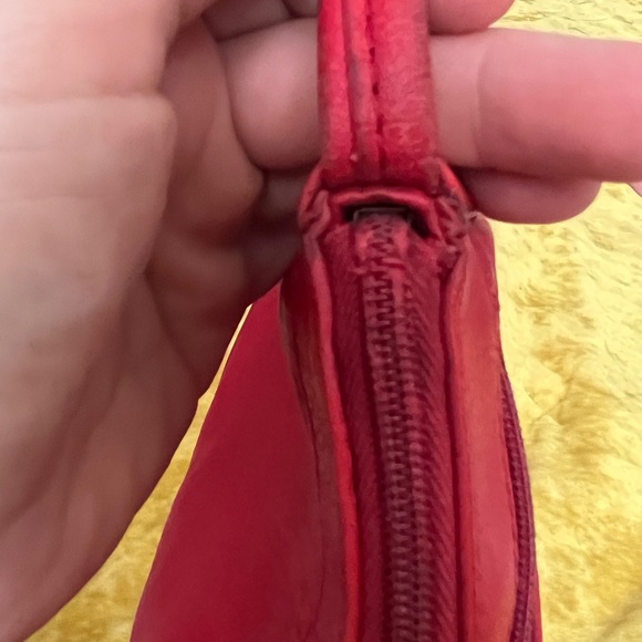Vintage Fossil Crossbody Cherry red leather zip closure purse as is - Picture 7 of 15